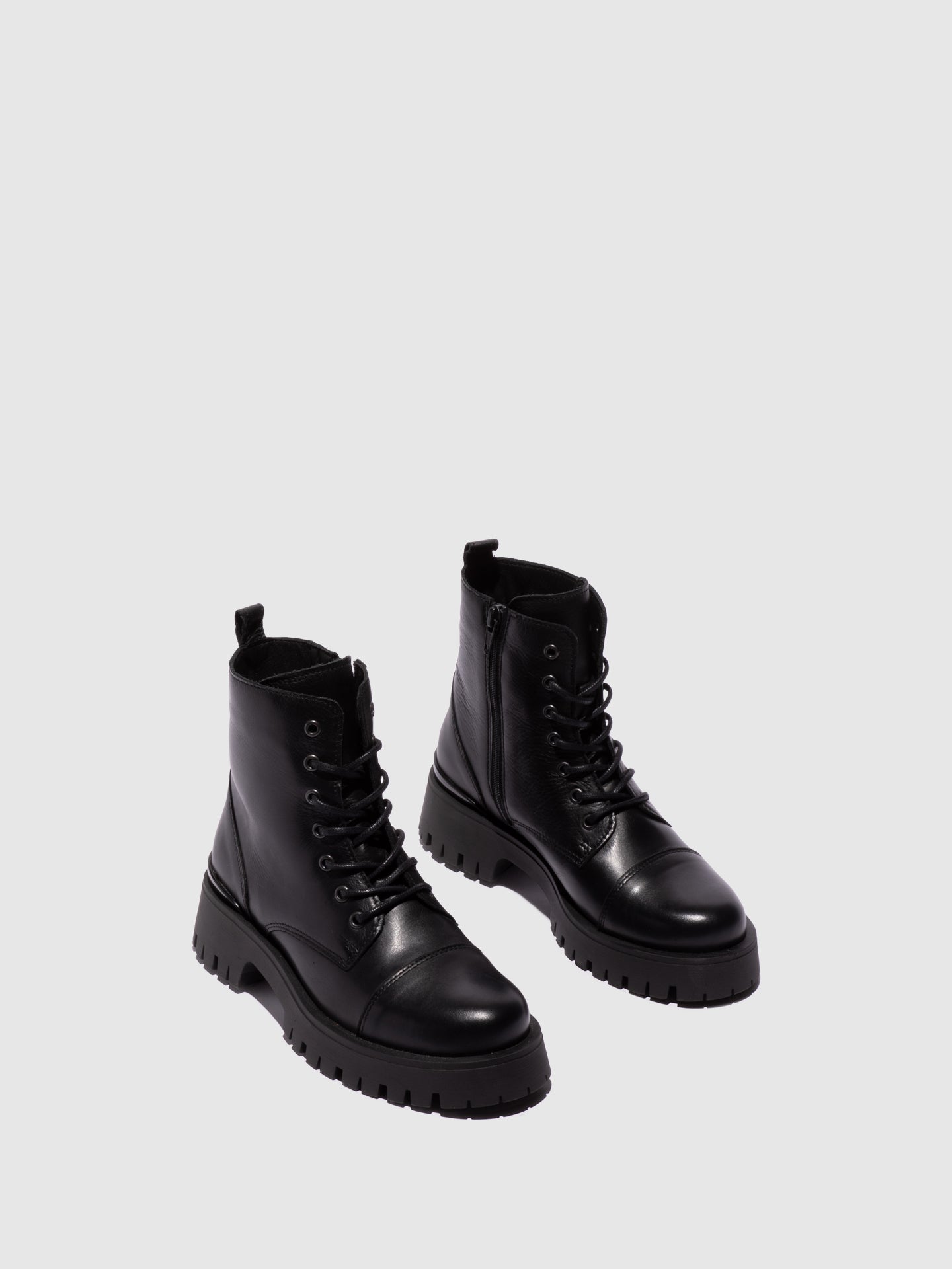 Foreva Botins com Atacadores em Preto